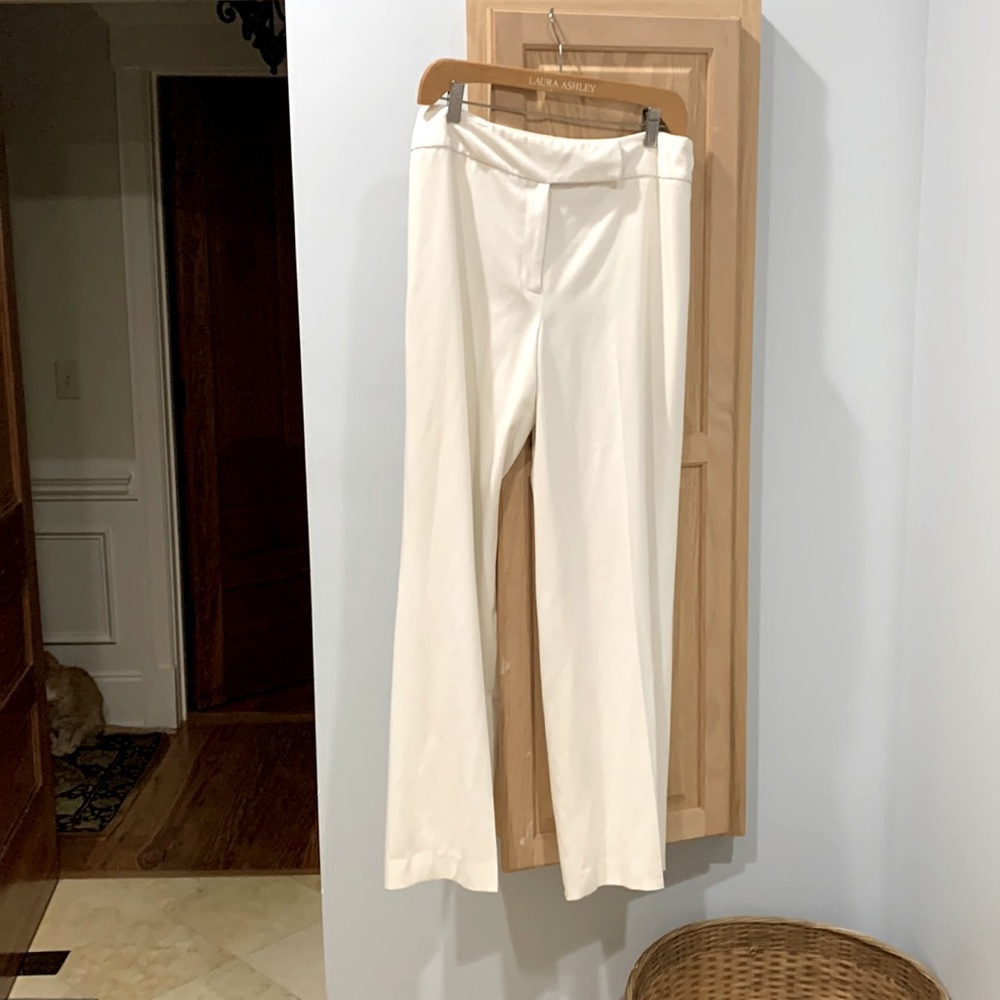Winter white Casual Corner pants size 8.